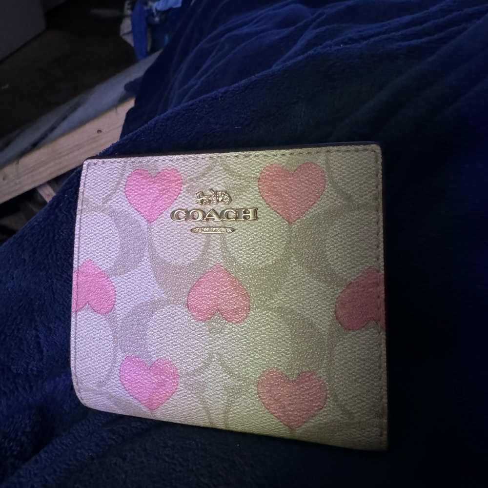 Coach Snap wallet with heart